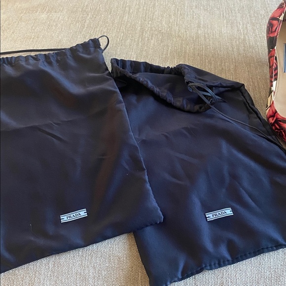 Prada Pink Floral Print Patent Leather Pointed-Toe Pumps Heels Size 37.5 /7.5 US - Picture 13 of 15